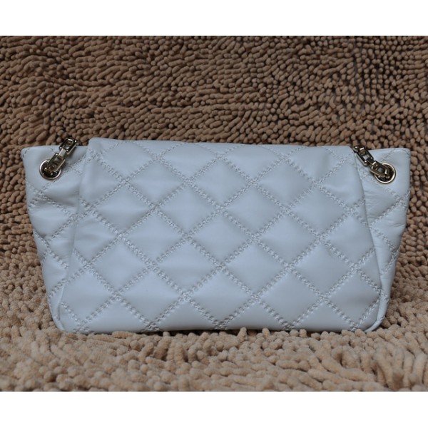 Bianco Chanel Flap Bag In Pelle Di Vitello Con Cuciture A Contra