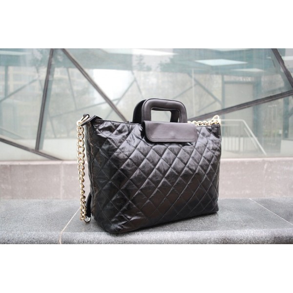 Chanel 2012 Black Oil Leather Messenger Borse Grandi