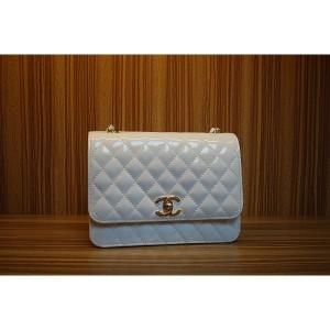 Chanel 2012 New Mini Bag Bianco Brevetto Medio Con Ghw - Clicca l'immagine per chiudere
