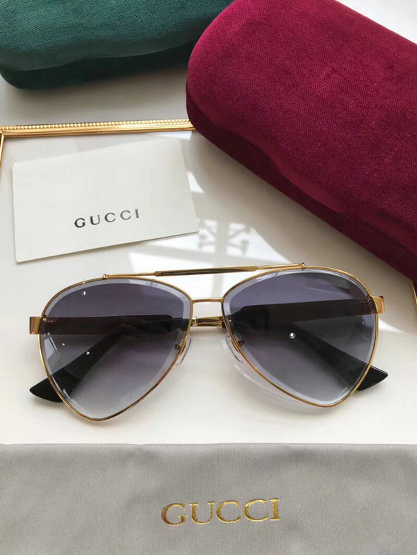 Gucci Sunglasses GGS150272G859