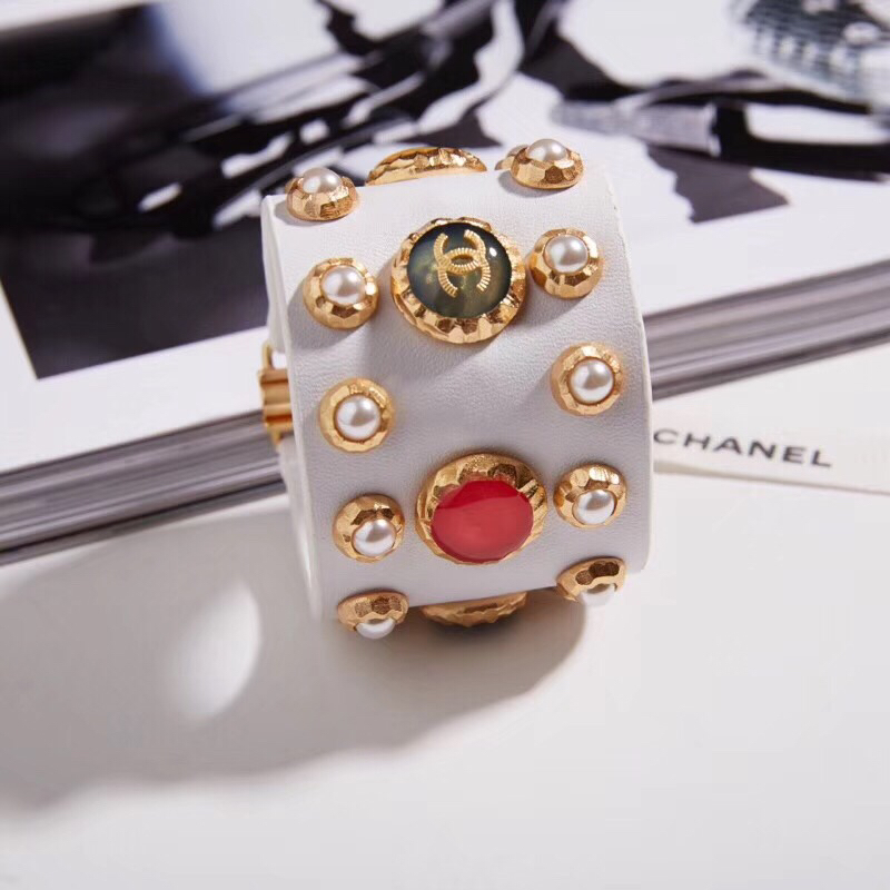 Chanel Bracelet 18217