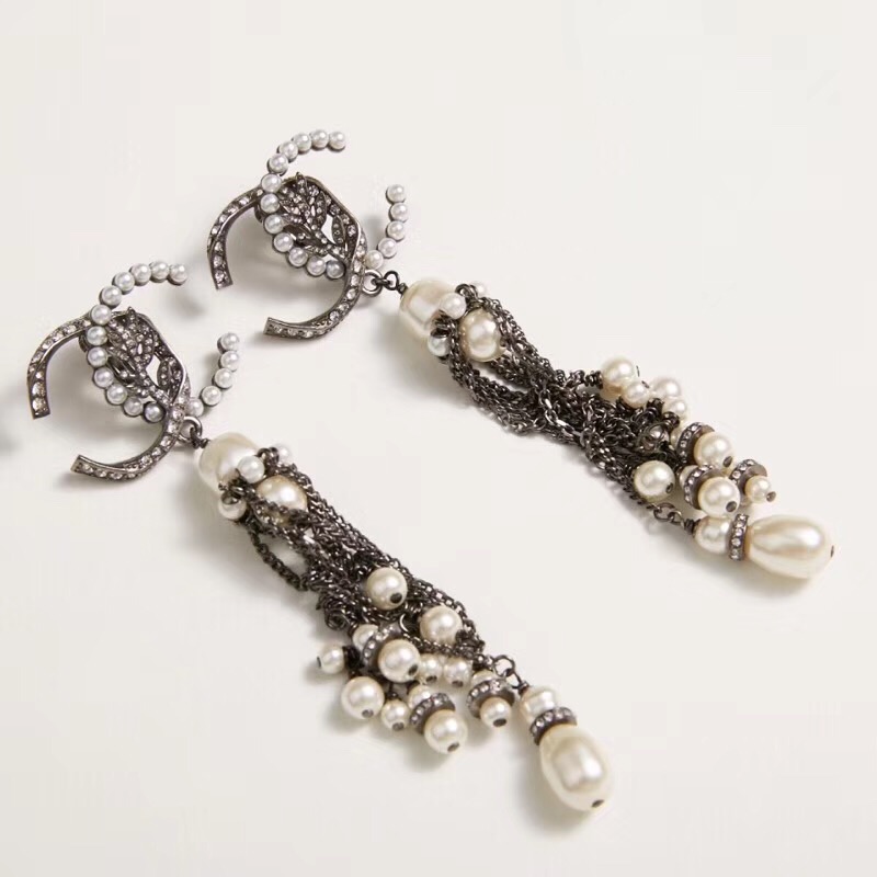 Chanel Earrings 18349