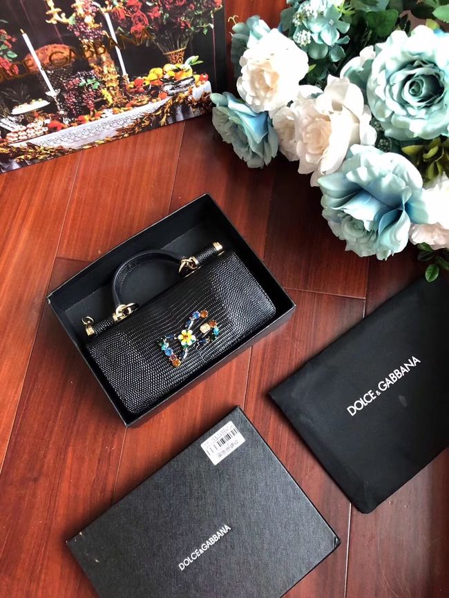 Dolce & Gabbana Calfskin Tote Bags 1126 Black