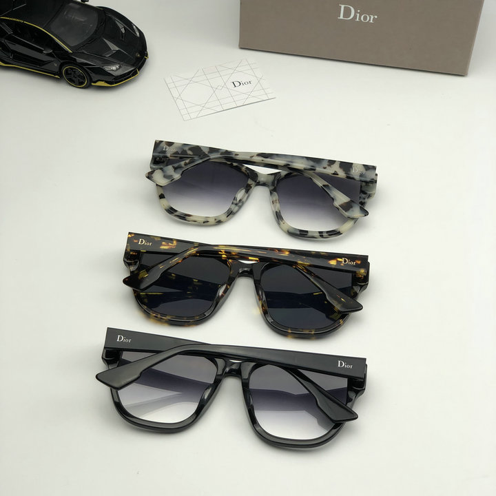 Dior Sunglasses Top Quality D5727_384