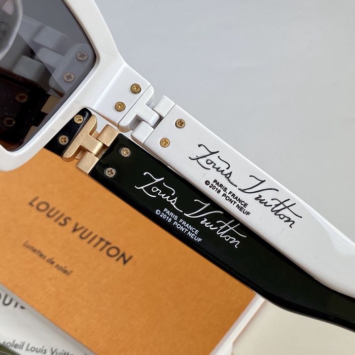 Louis Vuitton Sunglasses Top Quality LV6001_0324