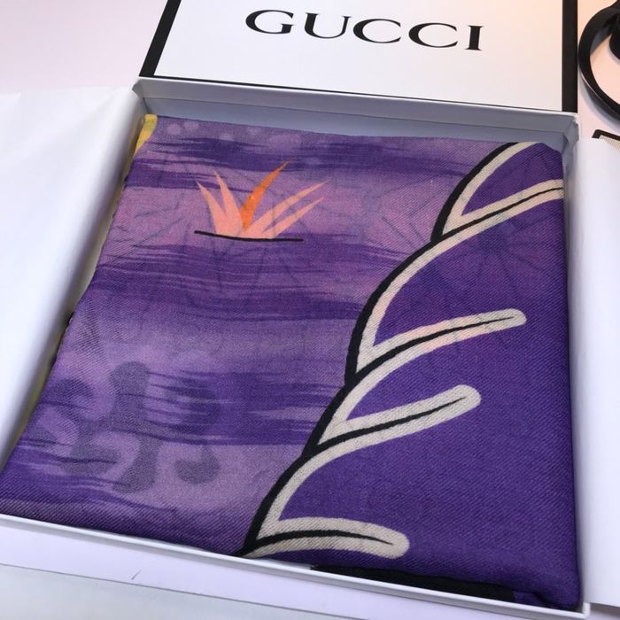 Gucci Scarf GUC00214